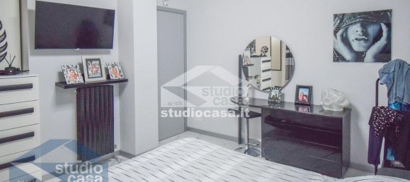 5 bedrooms Villa in Lodi, Italy No. 373820 29