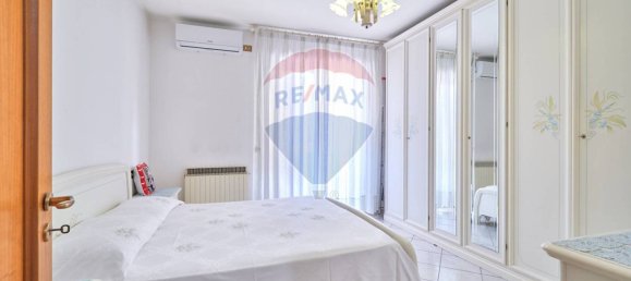 1 bedroom Apartment in Francavilla al Mare, Italy No. 293644 21