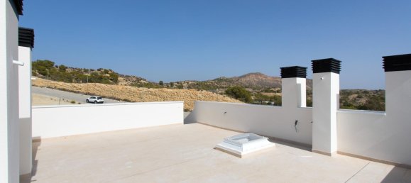 3 dormitorios edificio en venta en Monforte del Cid, Alicante, Comunidad Valenciana, Spain № 366191 4