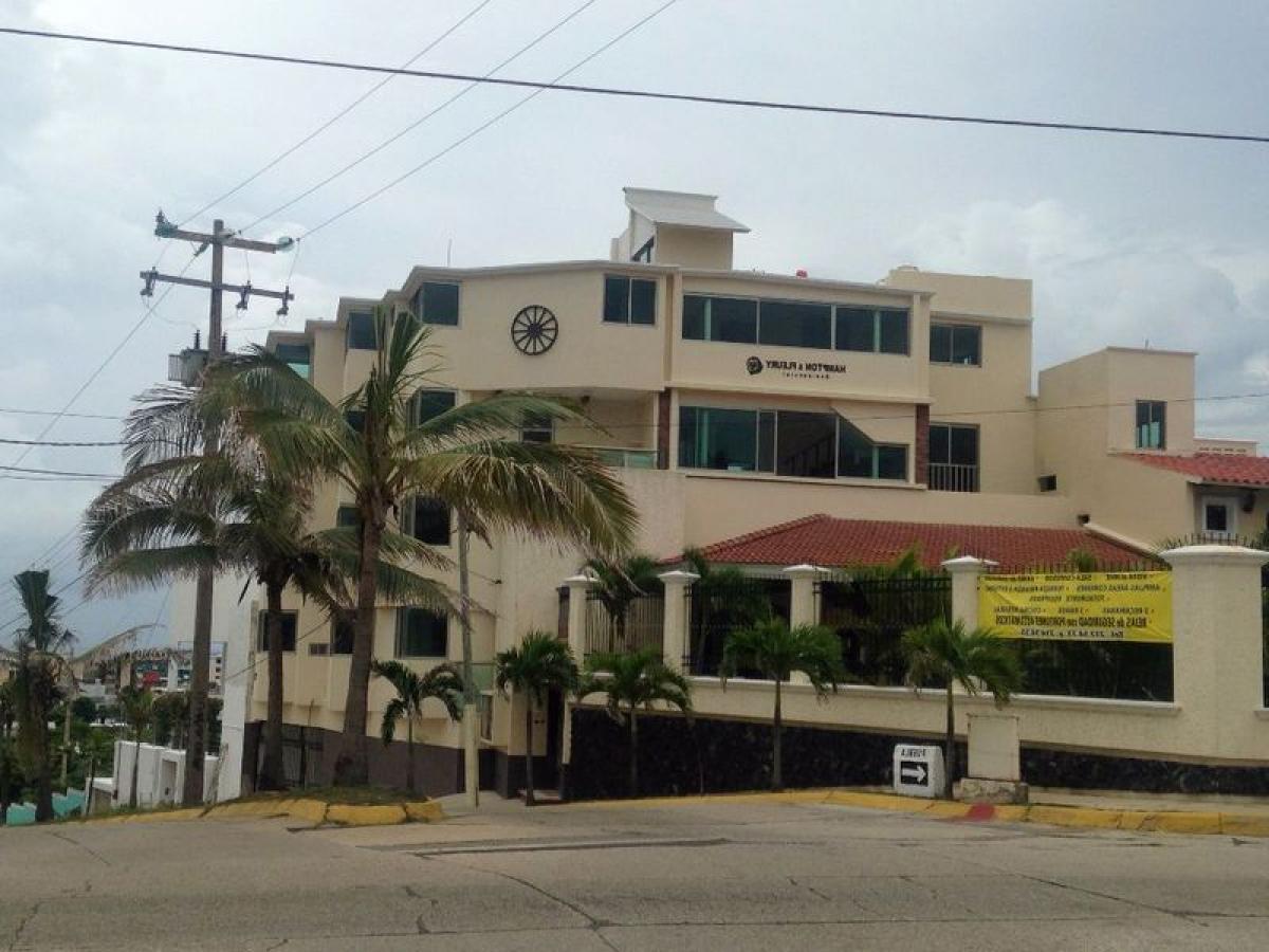 Apartamento de 3 dormitorios en Veracruz, Mexico No. 225036