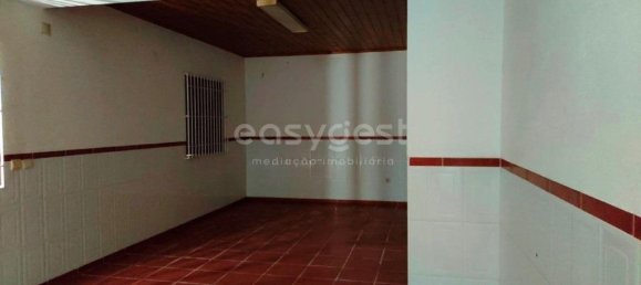 180m² Commercial property in Sao Teotonio, Portugal No. 58279 16