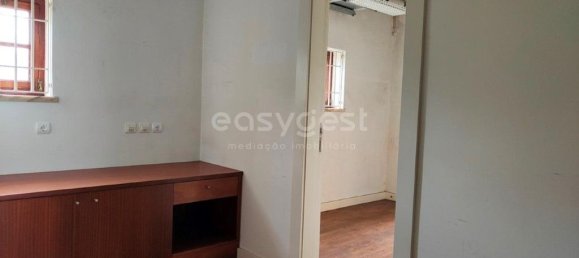 180m² Commercial property in Sao Teotonio, Portugal No. 58279 11