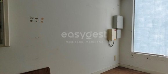 180m² Commercial property in Sao Teotonio, Portugal No. 58279 9