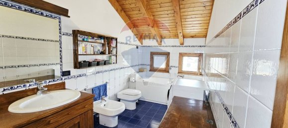 9 rooms House in Venegono Superiore, Italy No. 167303 16
