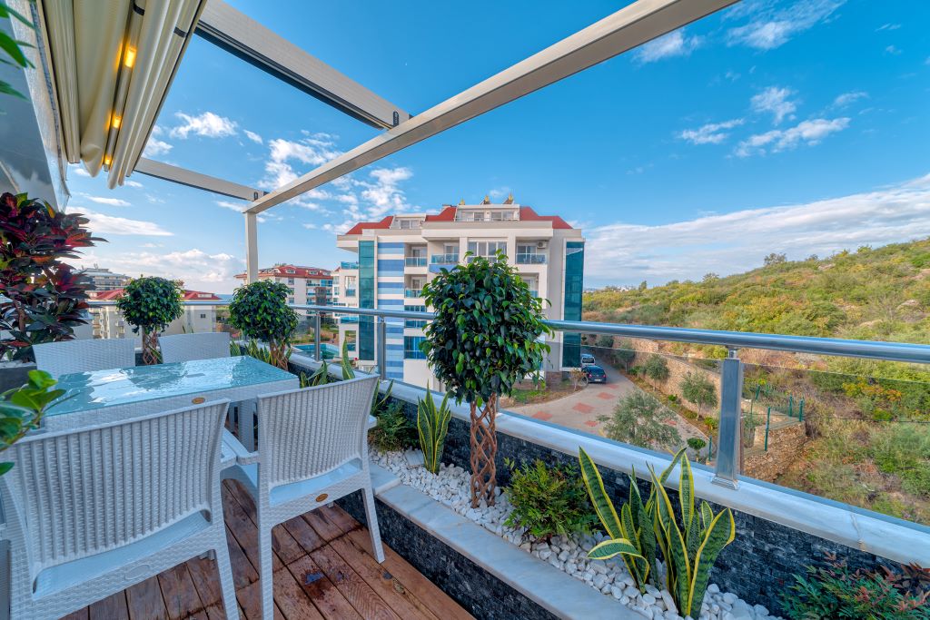 Penthouse 3+1 in Kestel, Turkey No. 8575