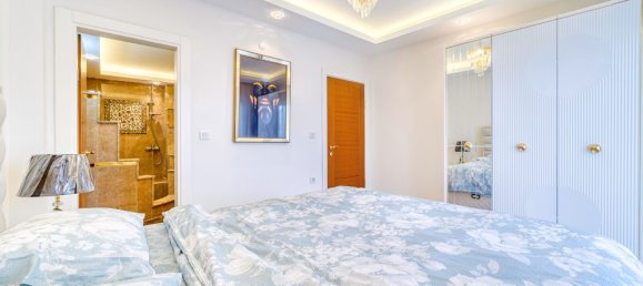 Penthouse 3+1 in Kestel, Turkey No. 8575 8