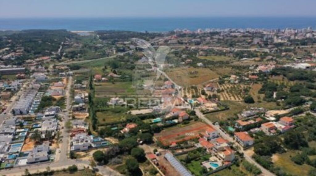 4770m² Land in Quarteira, Portugal No. 80655