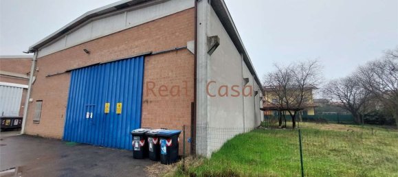 Склад 560м² в Модена, Италия № 333343 29