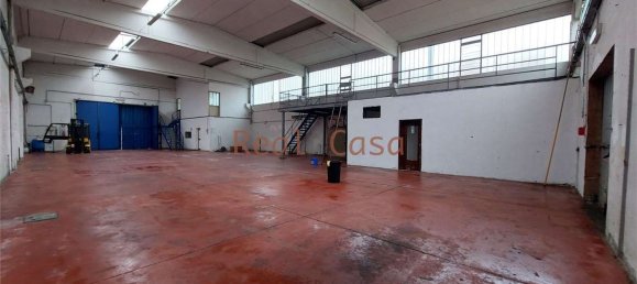 Склад 560м² в Модена, Италия № 333343 25