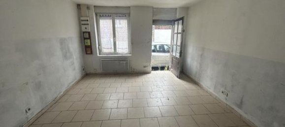 2 Schlafzimmer Villa in Solesmes, France, Nr. 277600 3