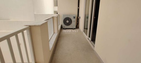 Apartamento de 3 dormitorios en Tarxien, Malta No. 8144 11