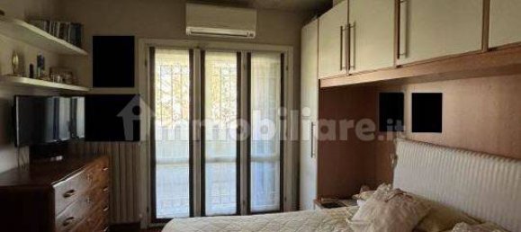 2 bedrooms Villa in Paderno Dugnano, Italy No. 14041 13