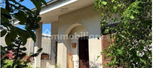 2 bedrooms Villa in Paderno Dugnano, Italy No. 14041 2