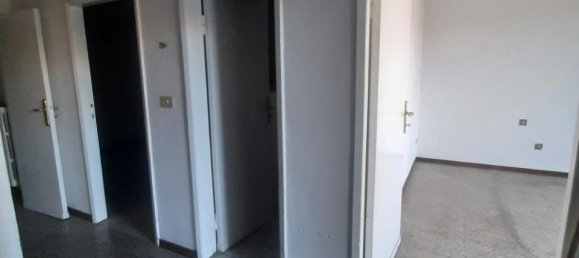 Квартира с 2 комнатами в Монтеварки, Италия № 233038 5