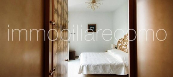 3 bedrooms Penthouse in Faggeto Lario, Italy No. 270089 20