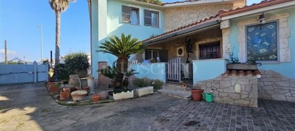 12 bedrooms Villa in Anzio, Italy No. 130249 2