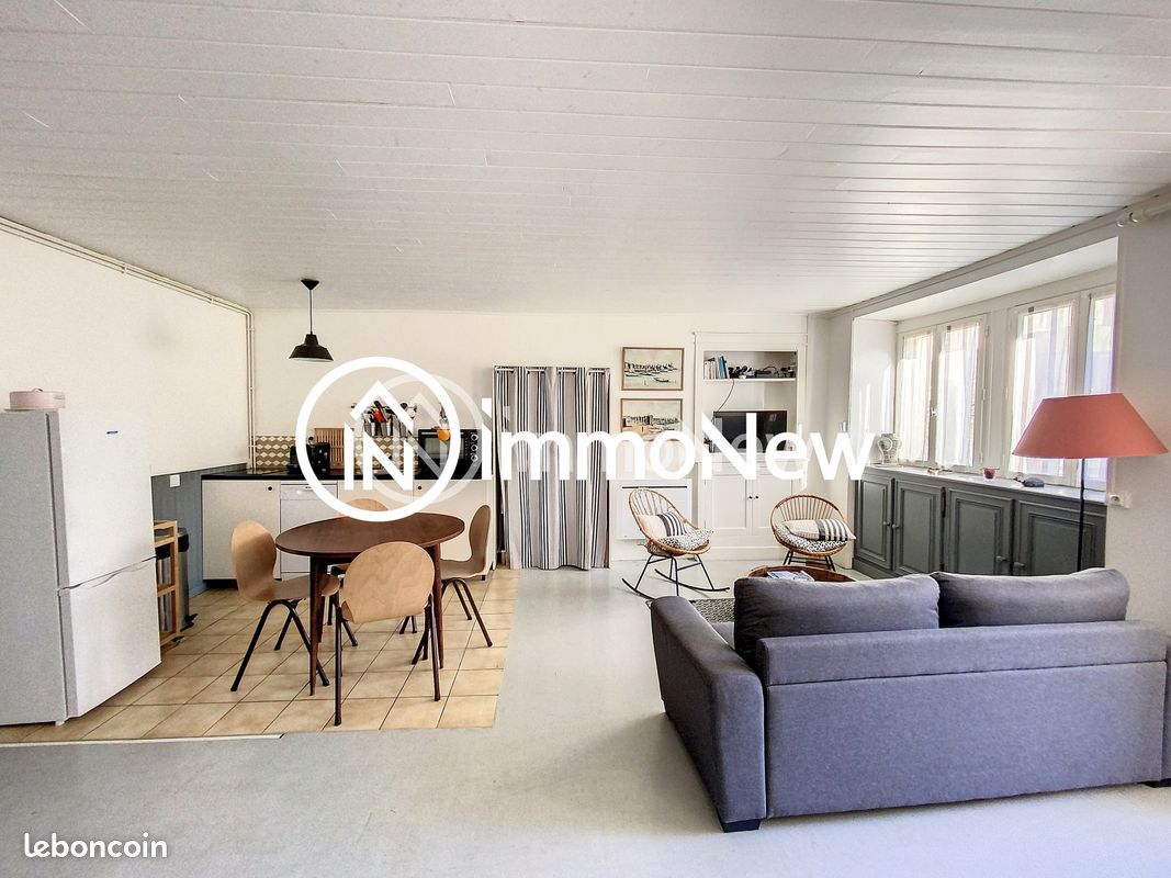 Estudio en Manche, France No. 357545