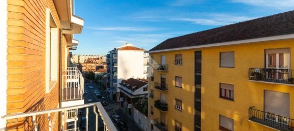 2 chambres Appartement à Turin, Italy No. 161397 16