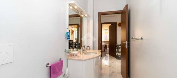 2 chambres Appartement à Turin, Italy No. 161397 20