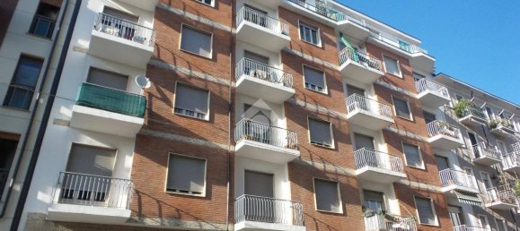 2 chambres Appartement à Turin, Italy No. 161397 24