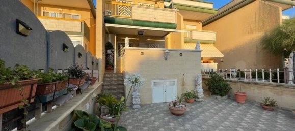 Villa de 6 habitaciónes en Taranto, Italy No. 276347 2