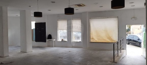 205m² Commercial property in Sintra, Portugal No. 97473 5