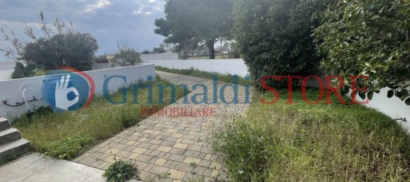 2 bedrooms Villa in Campi Salentina, Italy No. 329358 13