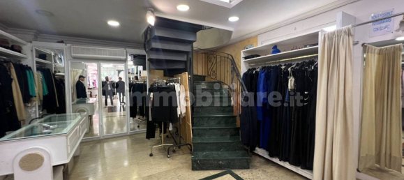 3-salle Propriété commerciale à Torre del Greco, Italy No. 349753 3