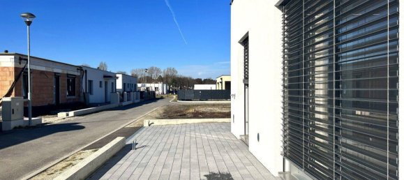 3 rooms Bungalow in Neufeld an der Leitha, Austria No. 66200 26