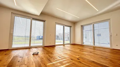 3 rooms Bungalow in Neufeld an der Leitha, Austria No. 66200