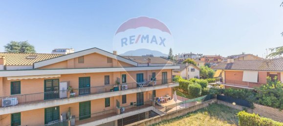 3 bedrooms Apartment in Marino, Italy No. 358209 8