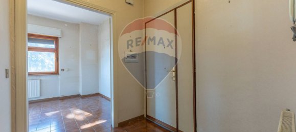3 bedrooms Apartment in Marino, Italy No. 358209 2