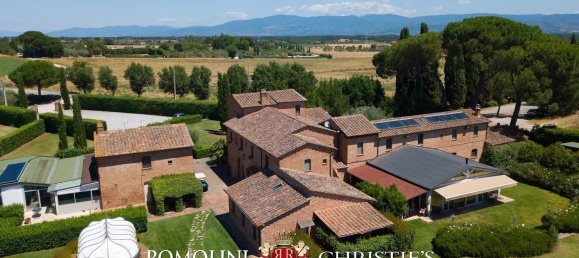 40 rooms House in Castiglione del Lago, Italy No. 108415 35