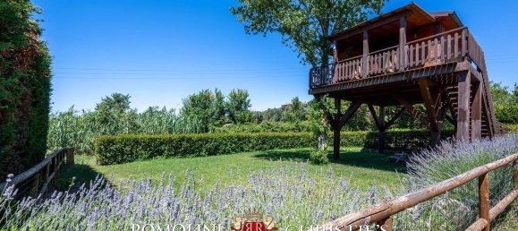40 rooms House in Castiglione del Lago, Italy No. 108415 46