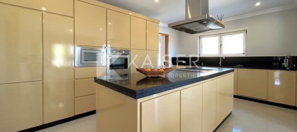 4 bedrooms Villa in Albufeira, Portugal No. 125531 3