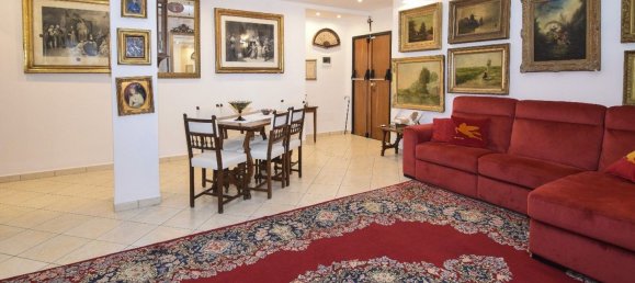 3 rooms Apartment in Reggio Emilia, Italy No. 128150 3