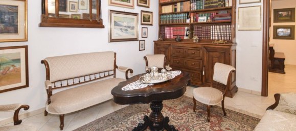 3 rooms Apartment in Reggio Emilia, Italy No. 128150 7