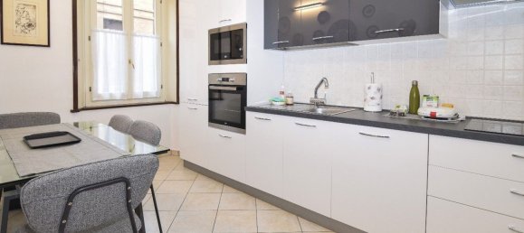 3 rooms Apartment in Reggio Emilia, Italy No. 128150 4