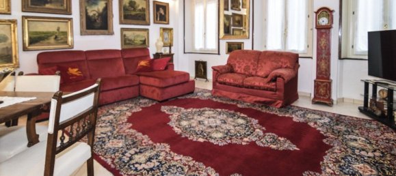 3 rooms Apartment in Reggio Emilia, Italy No. 128150 2