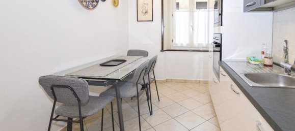 3 rooms Apartment in Reggio Emilia, Italy No. 128150 5