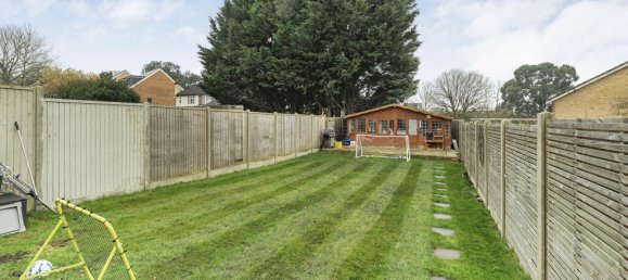 Коммерческая недвижимость с 4 спальнями в Бекенхэм, Великобритания № 962 21