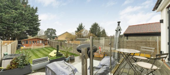 Коммерческая недвижимость с 4 спальнями в Бекенхэм, Великобритания № 962 22