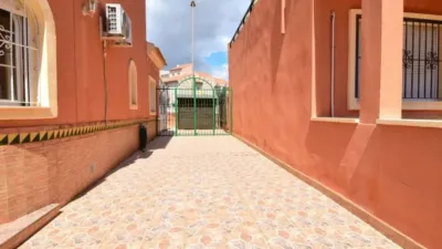 2 Schlafzimmer Stadthaus in La Zenia, Spain, Nr. 207201