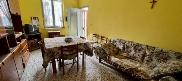 4 rooms House in Montiglio Monferrato, Italy No. 103195 2