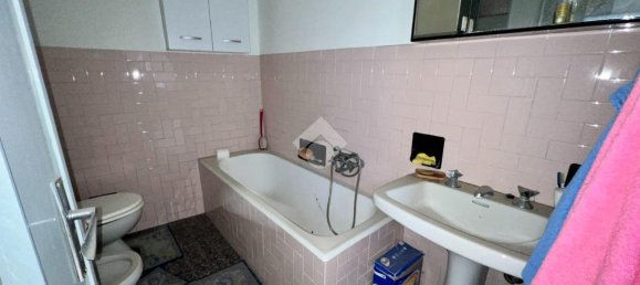 4 rooms House in Montiglio Monferrato, Italy No. 103195 14