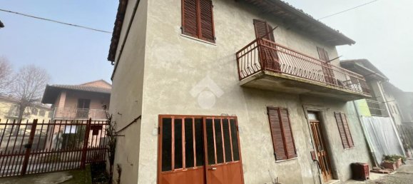 4 rooms House in Montiglio Monferrato, Italy No. 103195 18