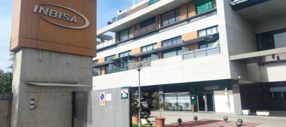 98m² Commercial property in Tres Cantos, Spain No. 133357 6