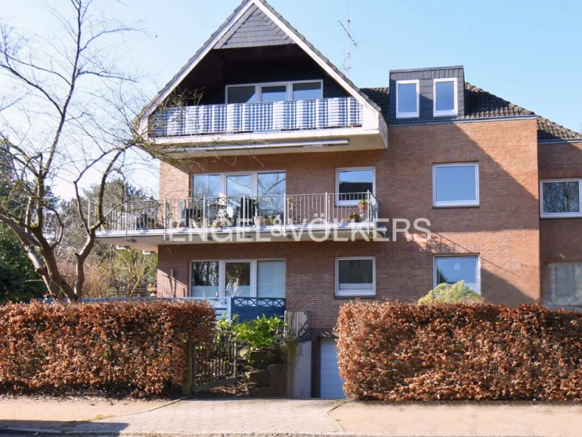 Квартира с 2 спальнями в Вандсбек, Германия № 42599