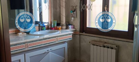 5 rooms Apartment in Guidonia Montecelio, Italy No. 316201 7