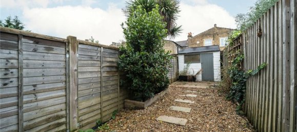 2 bedrooms Maisonette in London, United Kingdom No. 12948 6